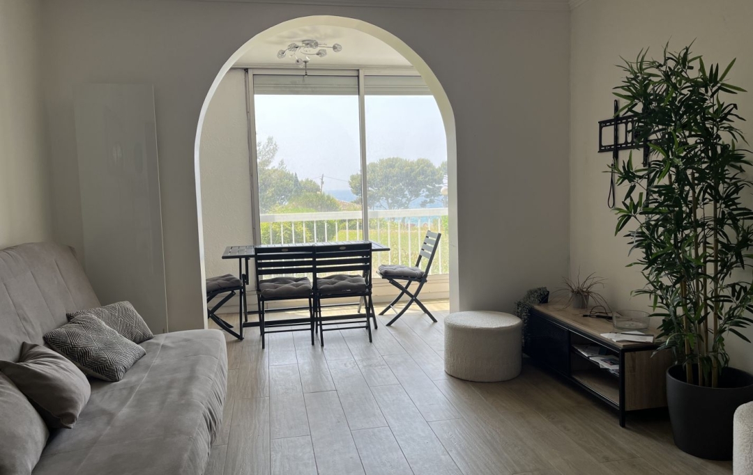 IMMOBILIERE ARTHUR : Appartement | LA CIOTAT (13600) | 29 m2 | 880 € 