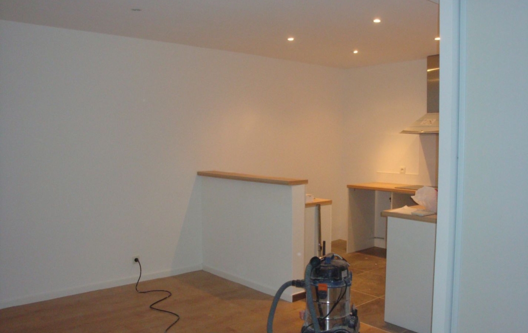 IMMOBILIERE ARTHUR : Appartement | ALLAUCH (13190) | 52 m2 | 800 € 