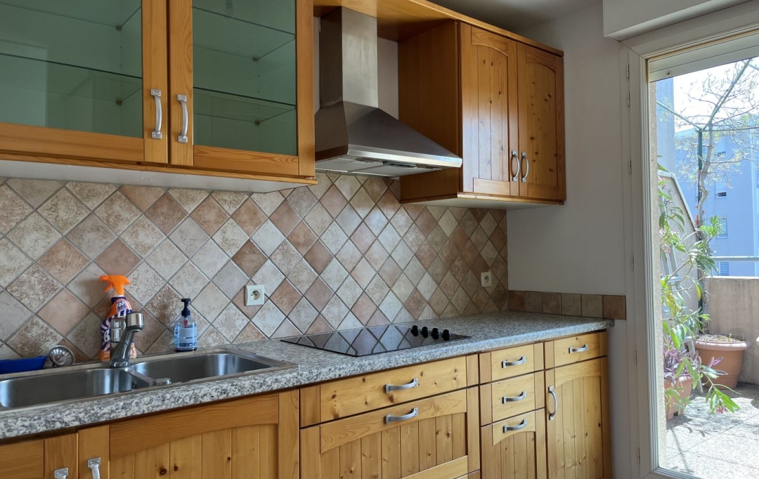 IMMOBILIERE ARTHUR : Apartment | MARSEILLE (13008) | 91 m2 | 1 550 € 