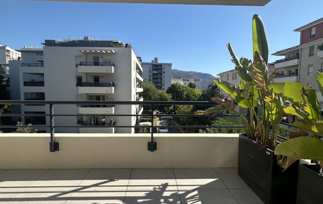 IMMOBILIERE ARTHUR : Appartement | MARSEILLE (13012) | 60 m2 | 1 250 € 