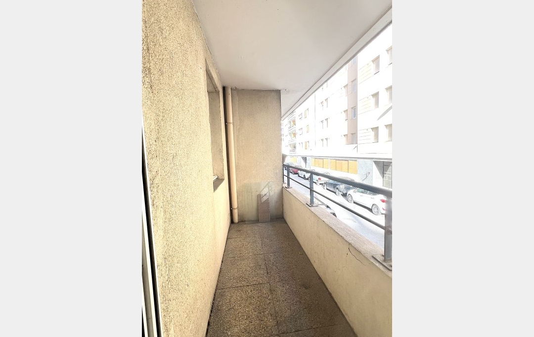 IMMOBILIERE ARTHUR : Appartement | MARSEILLE (13008) | 45 m2 | 775 &euro; 