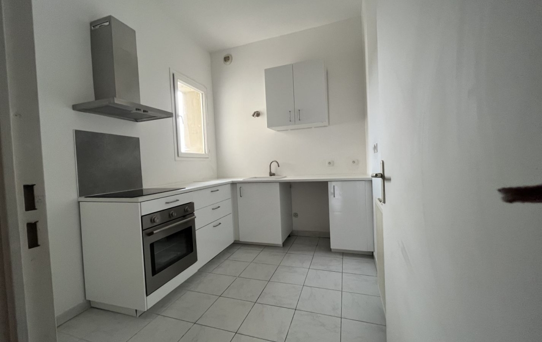 IMMOBILIERE ARTHUR : Appartement | MARSEILLE (13001) | 97 m2 | 1 200 &euro; 
