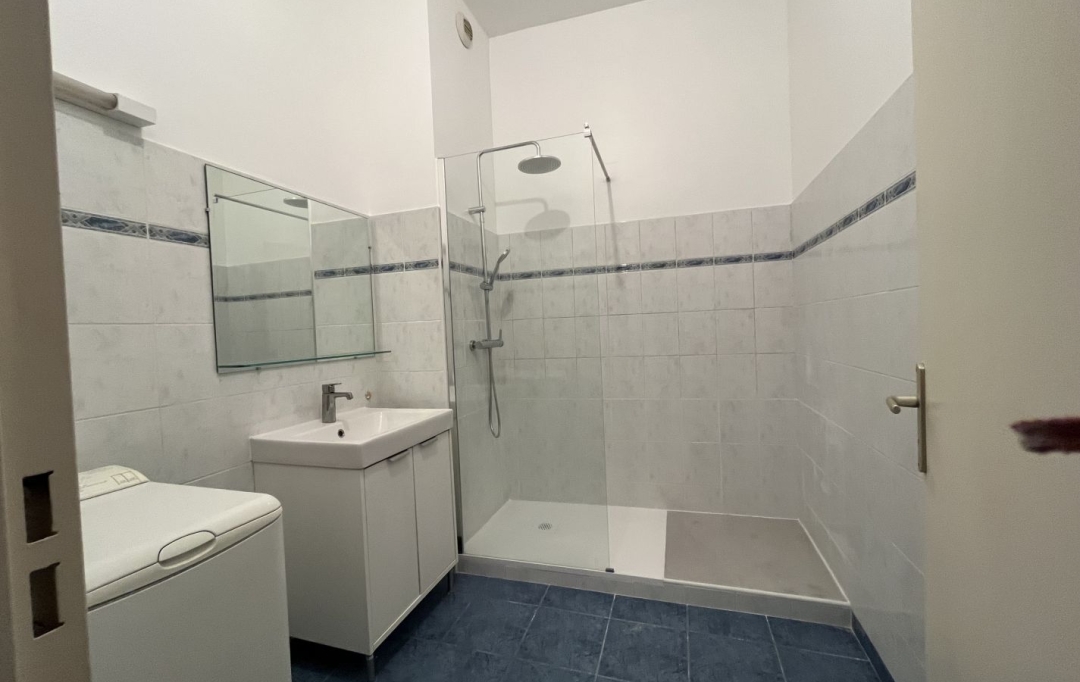 IMMOBILIERE ARTHUR : Appartement | MARSEILLE (13001) | 97 m2 | 1 200 &euro; 