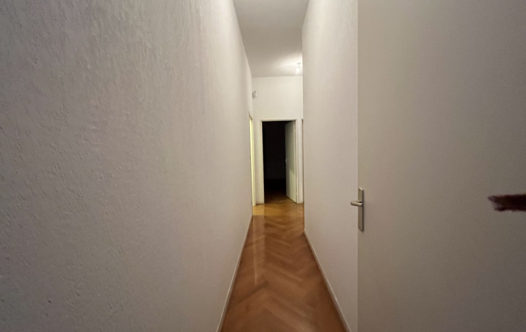 IMMOBILIERE ARTHUR : Appartement | MARSEILLE (13001) | 97 m2 | 1 200 &euro; 
