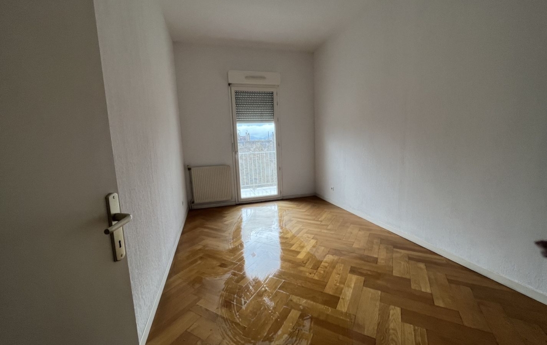 IMMOBILIERE ARTHUR : Appartement | MARSEILLE (13001) | 97 m2 | 1 200 &euro; 