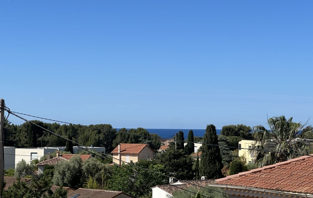 IMMOBILIERE ARTHUR : Appartement | BANDOL (83150) | 30 m2 | 800 &euro; 