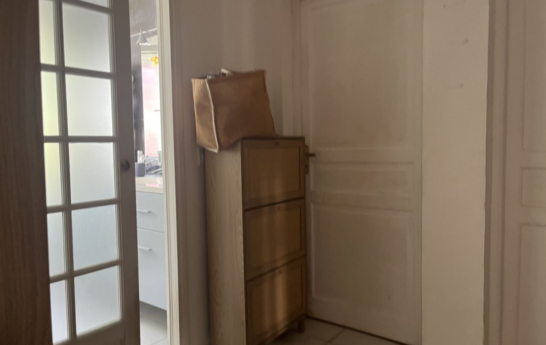 AGENCE N'DANIK : Appartement | MARSEILLE (13012) | 55 m2 | 990 &euro; 