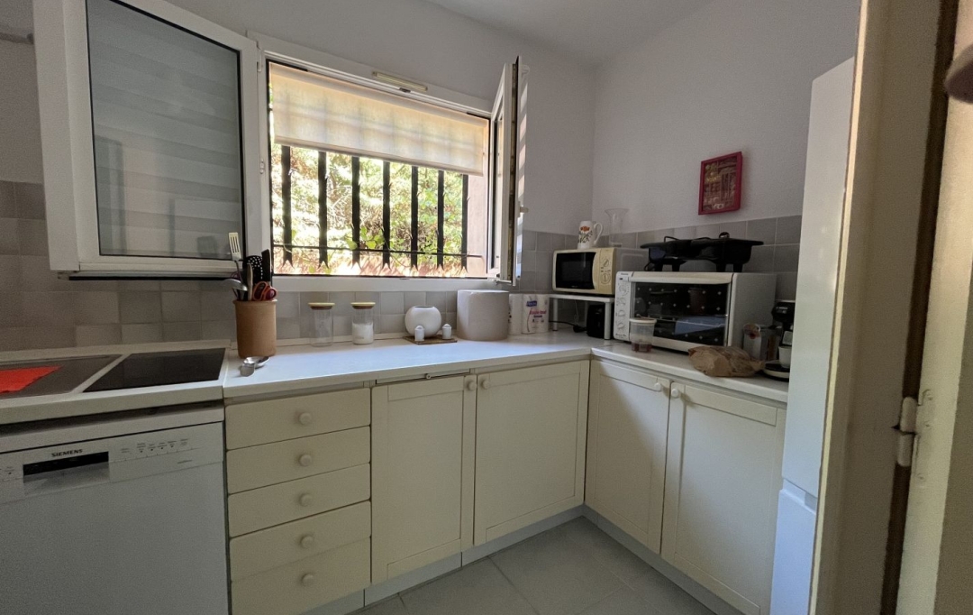 AGENCE N'DANIK : Appartement | LA CIOTAT (13600) | 37 m2 | 975 &euro; 