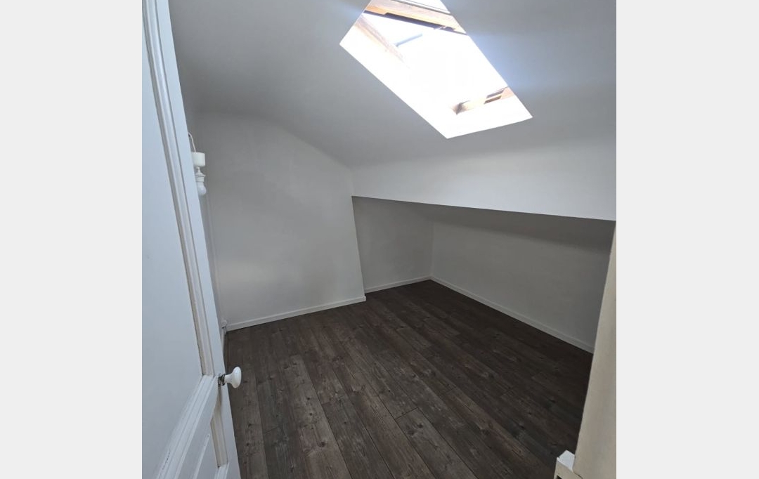 AGENCE N'DANIK : Appartement | MARSEILLE (13005) | 38 m2 | 555 &euro; 