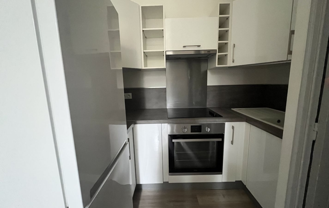 AGENCE N'DANIK : Appartement | MARSEILLE (13008) | 32 m2 | 720 &euro; 