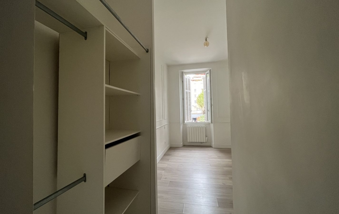 AGENCE N'DANIK : Appartement | MARSEILLE (13008) | 32 m2 | 720 &euro; 