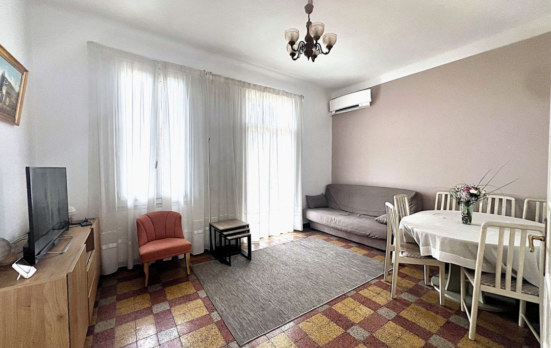 AGENCE N'DANIK : Maison / Villa | MARSEILLE (13012) | 65 m2 | 1 200 &euro; 