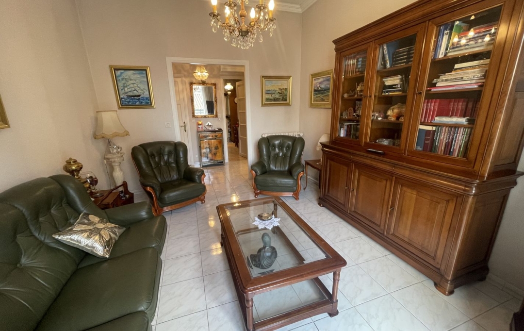 IMMOBILIERE ARTHUR : Appartement | MARSEILLE (13005) | 69 m2 | 185 000 € 