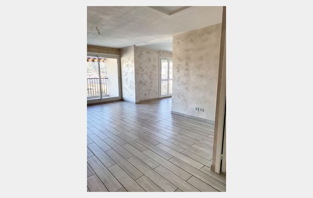 AGENCE N'DANIK : Appartement | MARSEILLE (13011) | 93 m2 | 299 000 &euro; 