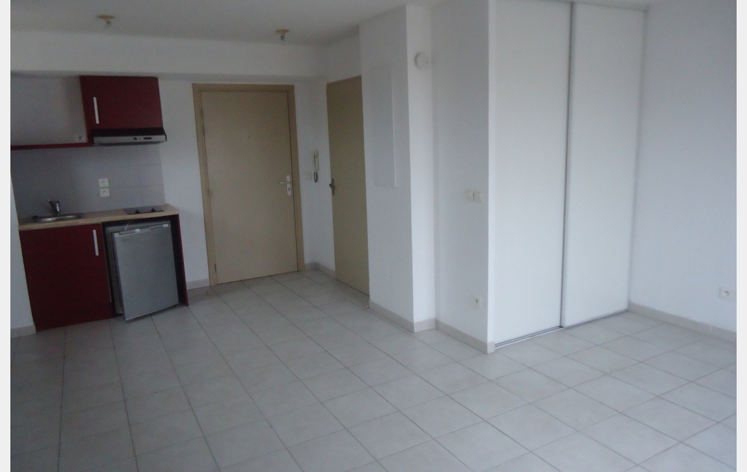 IMMOBILIERE ARTHUR : Apartment | MARSEILLE (13003) | 27 m2 | 535 € 