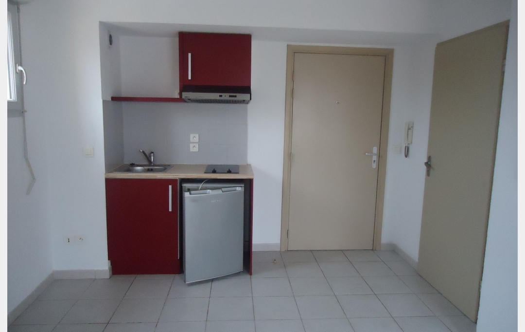 IMMOBILIERE ARTHUR : Apartment | MARSEILLE (13003) | 27 m2 | 535 € 