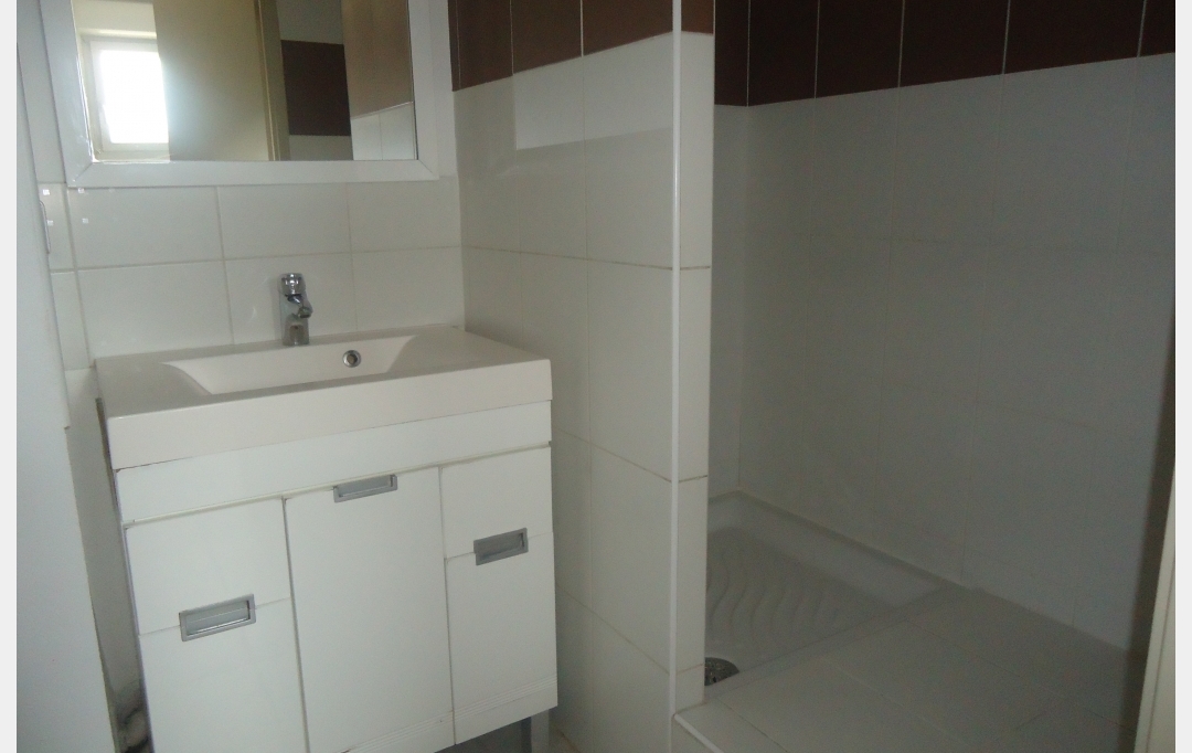 IMMOBILIERE ARTHUR : Apartment | MARSEILLE (13003) | 27 m2 | 535 € 