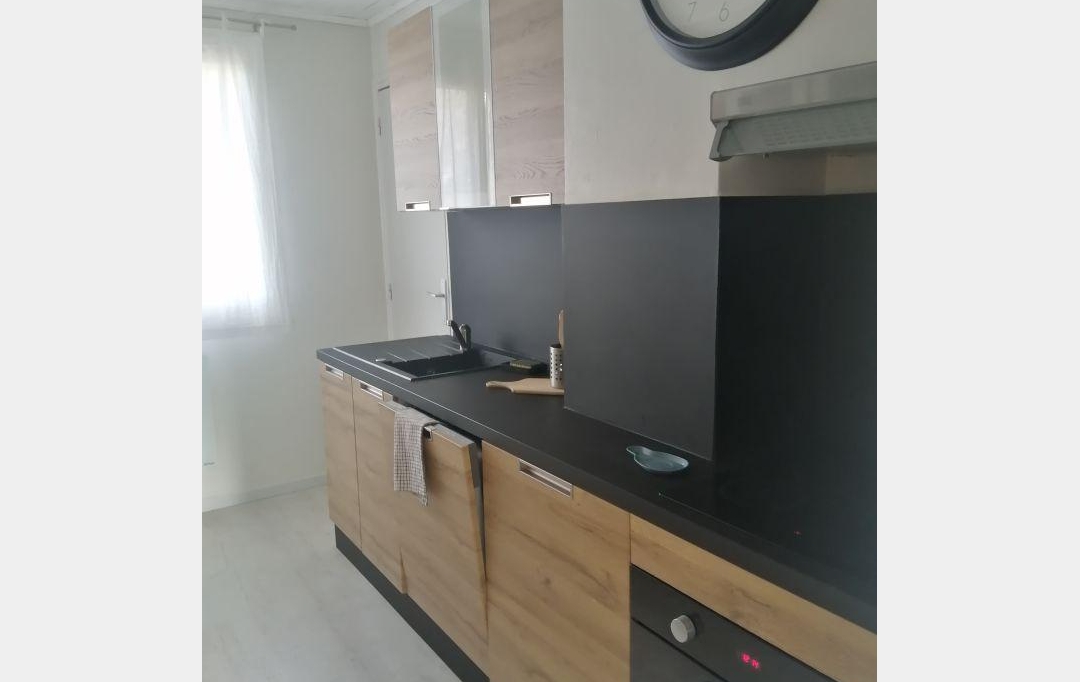 AGENCE N'DANIK : Appartement | MARSEILLE (13015) | 56 m2 | 820 &euro; 