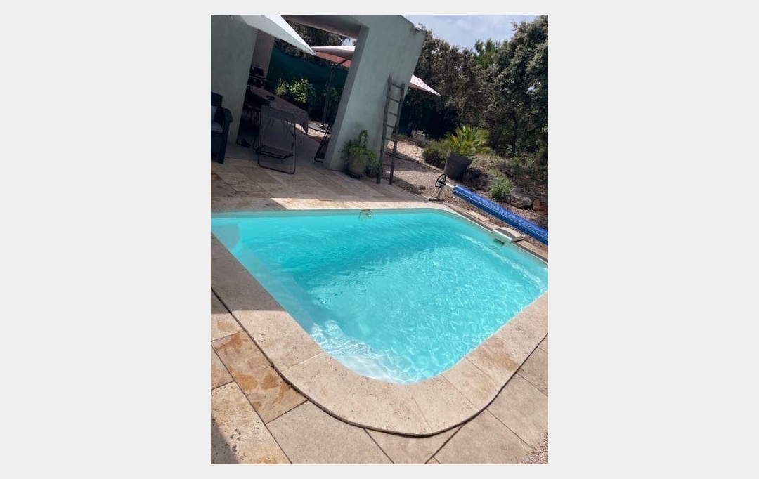 IMMOBILIERE ARTHUR : Maison / Villa | MARSEILLE (13011) | 135 m2 | 2 600 € 