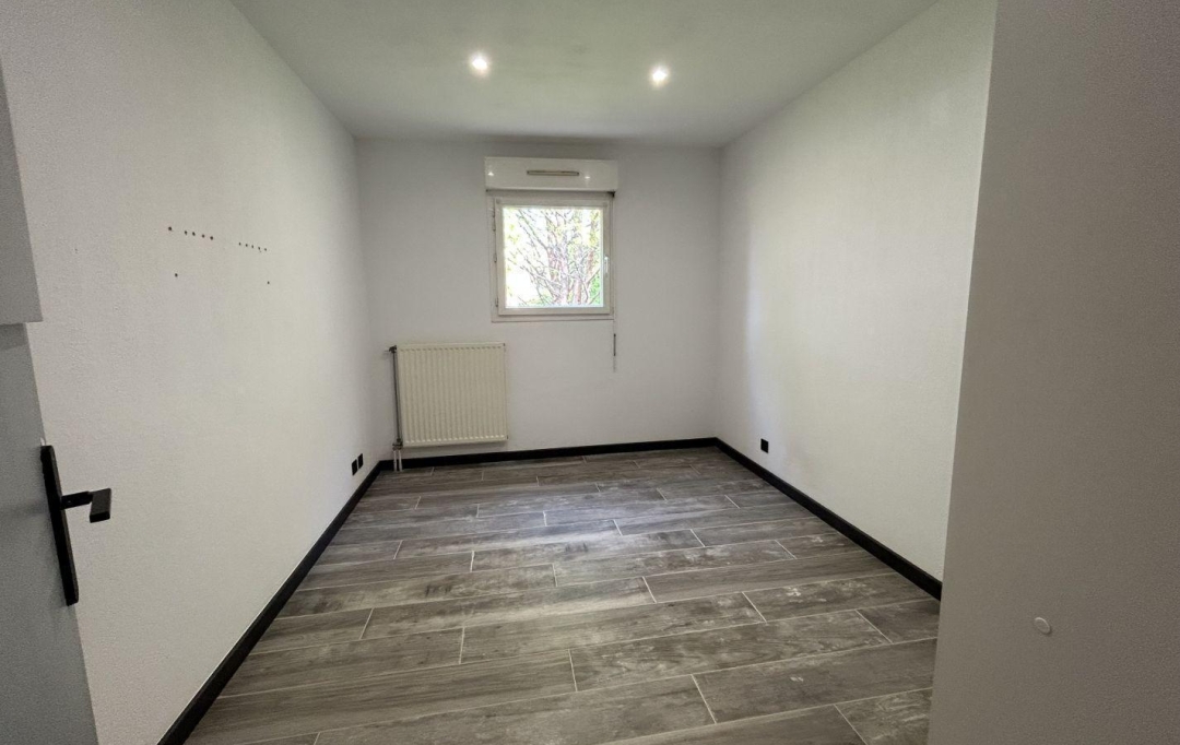 IMMOBILIERE ARTHUR : Appartement | PLAN-DE-CUQUES (13380) | 28 m2 | 775 € 