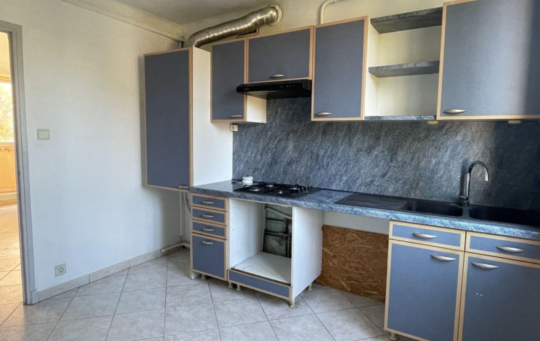 IMMOBILIERE ARTHUR : Appartement | MARSEILLE (13013) | 63 m2 | 720 € 