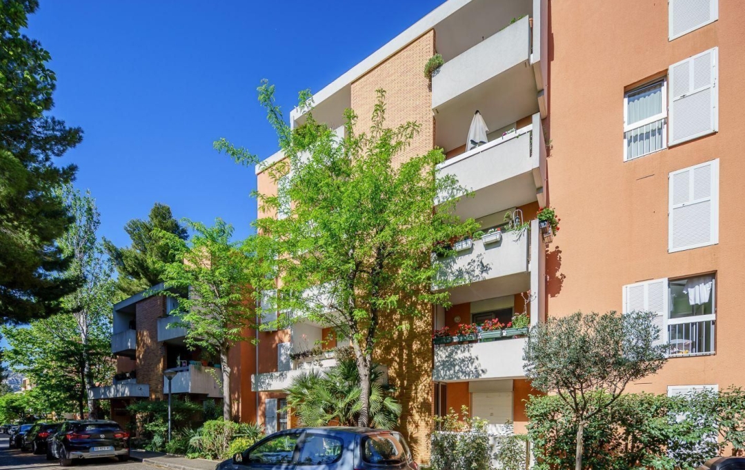 IMMOBILIERE ARTHUR : Appartement | MARSEILLE (13009) | 69 m2 | 1 130 € 