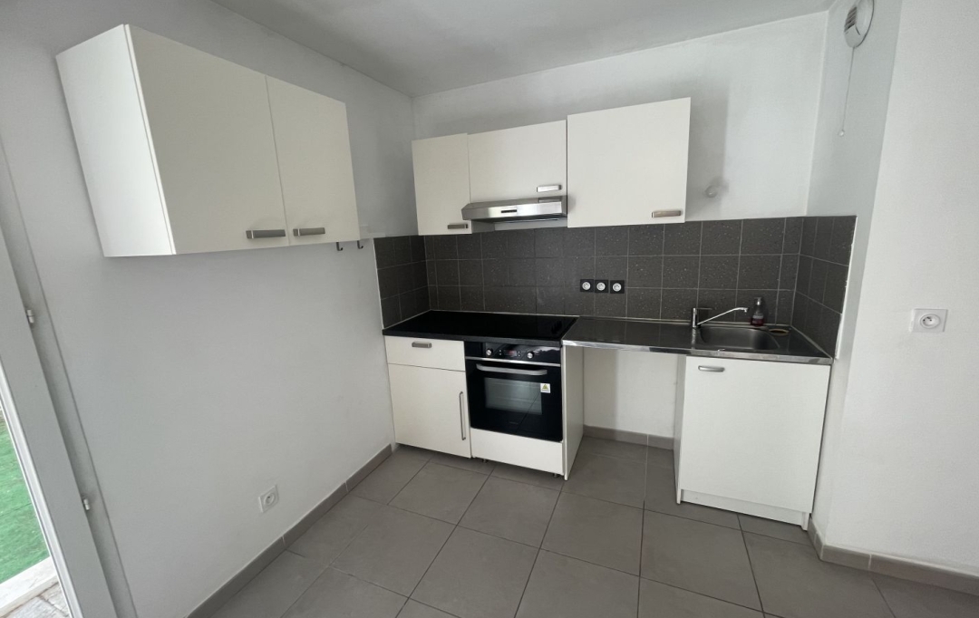IMMOBILIERE ARTHUR : Appartement | MARSEILLE (13012) | 57 m2 | 950 € 