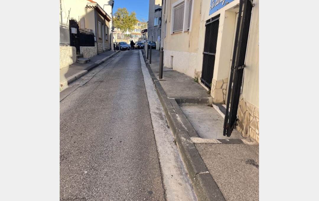 AGENCE N'DANIK : Local / Bureau | MARSEILLE (13013) | 40 m2 | 580 &euro; 