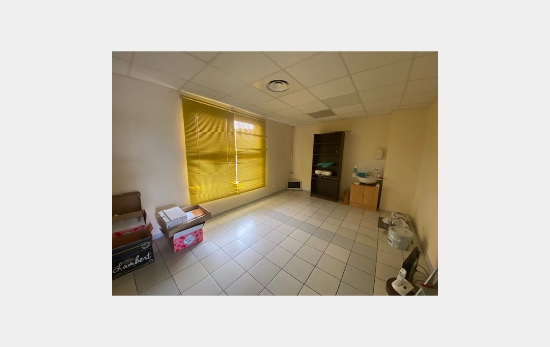 IMMOBILIERE ARTHUR : Office | PLAN-DE-CUQUES (13380) | 20 m2 | 650 € 