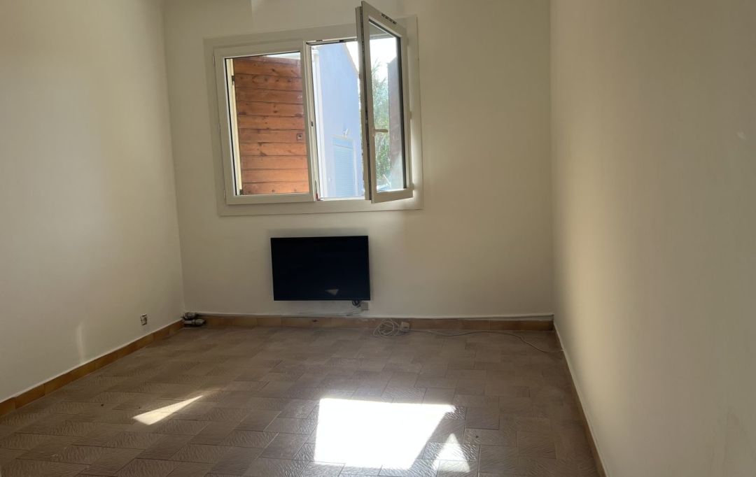 IMMOBILIERE ARTHUR : Apartment | MARSEILLE (13013) | 65 m2 | 1 330 € 