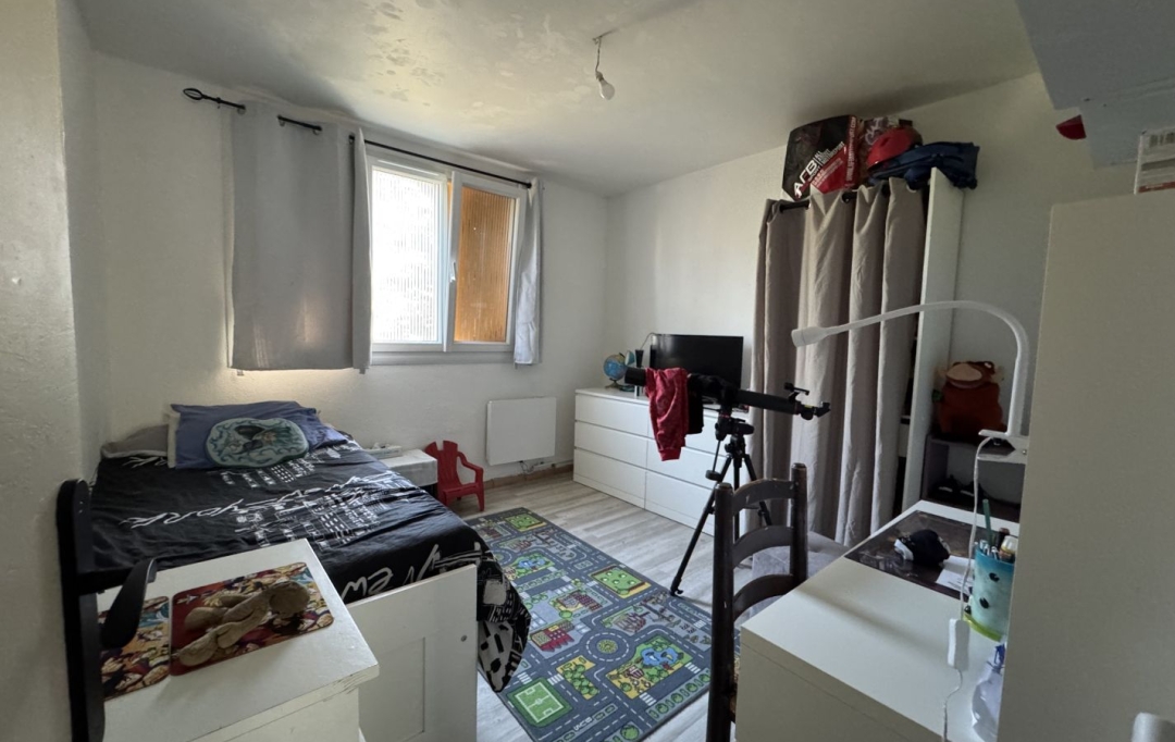 IMMOBILIERE ARTHUR : Appartement | MARSEILLE (13009) | 77 m2 | 1 190 € 
