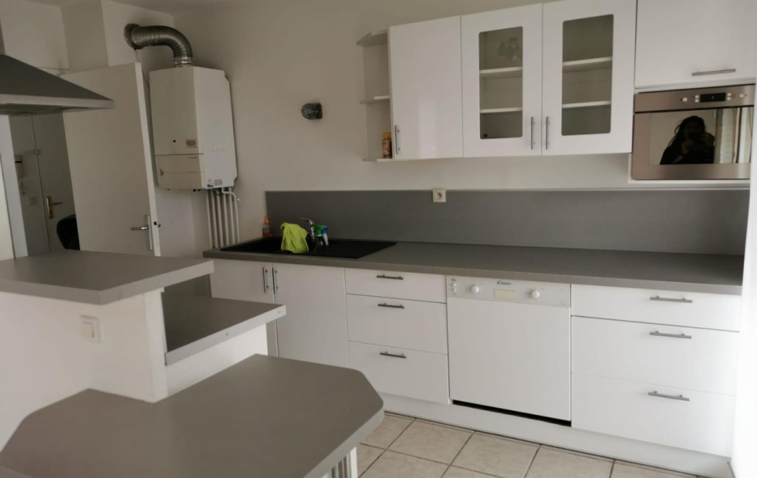IMMOBILIERE ARTHUR : Appartement | MARSEILLE (13013) | 67 m2 | 1 150 &euro; 
