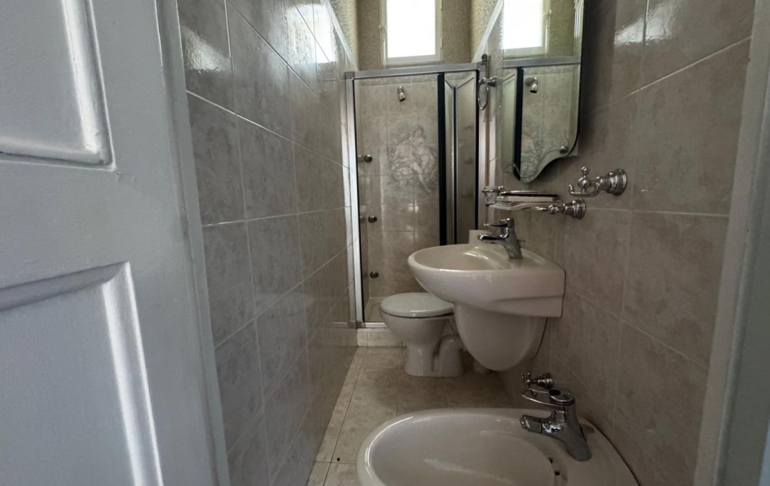 IMMOBILIERE ARTHUR : Maison / Villa | MARSEILLE (13014) | 105 m2 | 1 200 &euro; 