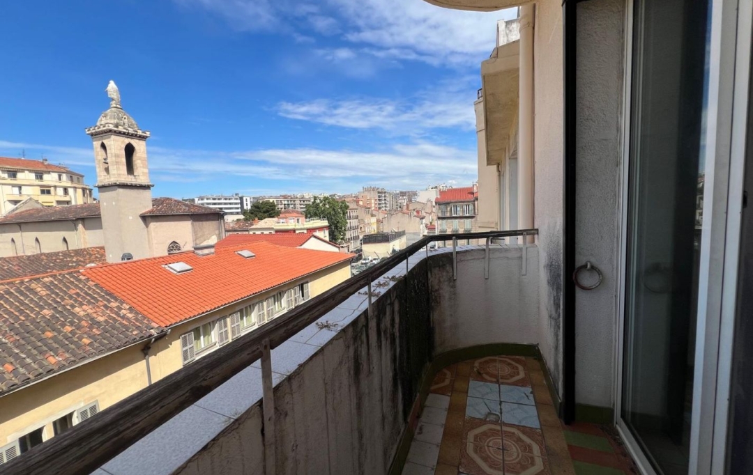 IMMOBILIERE ARTHUR : Appartement | MARSEILLE (13004) | 60 m2 | 800 &euro; 