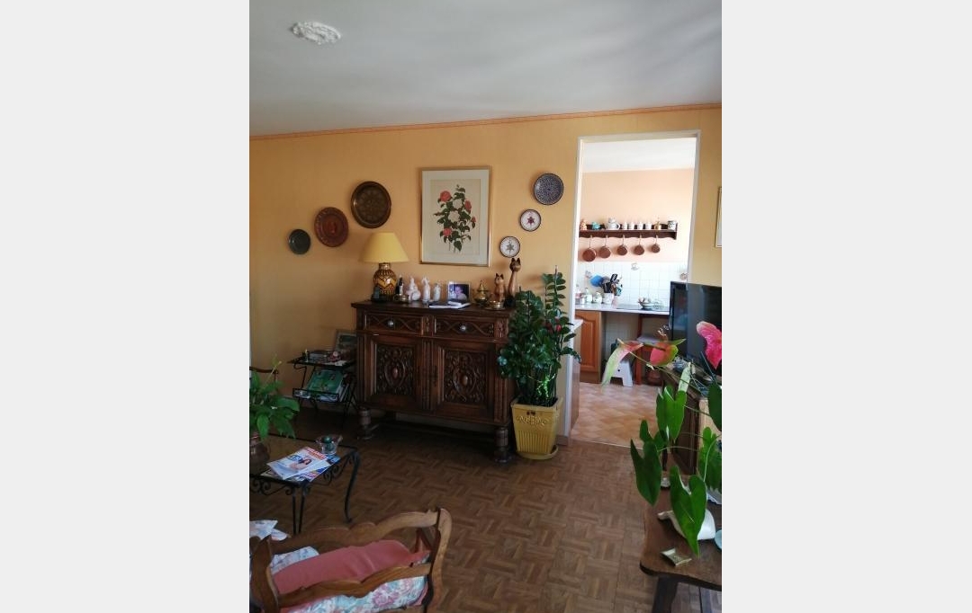 IMMOBILIERE ARTHUR : Appartement | MARSEILLE (13014) | 62 m2 | 66 000 € 