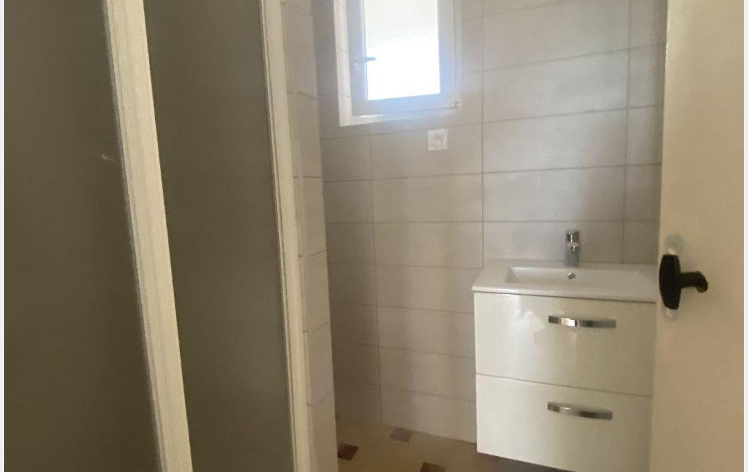 IMMOBILIERE ARTHUR : Autres | MARSEILLE (13014) | 63 m2 | 86 000 € 