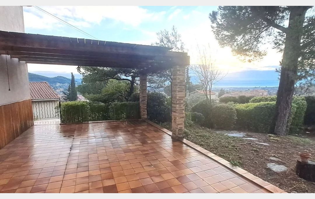 IMMOBILIERE ARTHUR : Maison / Villa | ALLAUCH (13190) | 210 m2 | 730 000 € 