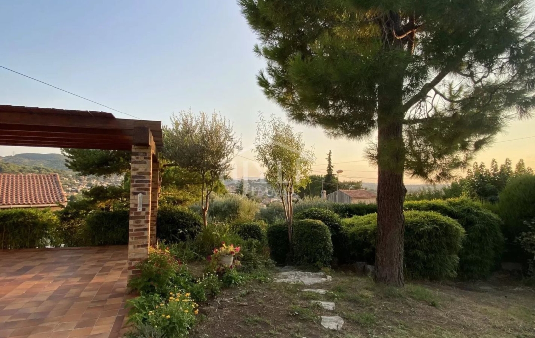 IMMOBILIERE ARTHUR : Maison / Villa | ALLAUCH (13190) | 210 m2 | 730 000 € 