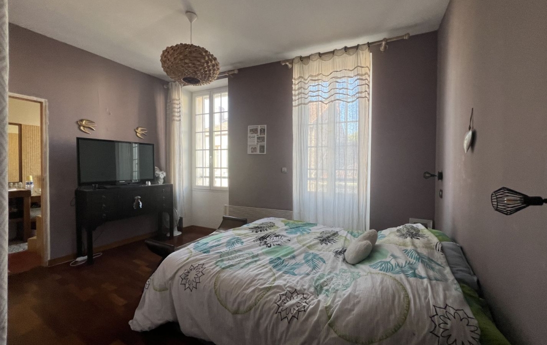 IMMOBILIERE ARTHUR : Maison / Villa | MARSEILLE (13011) | 185 m2 | 490 000 &euro; 