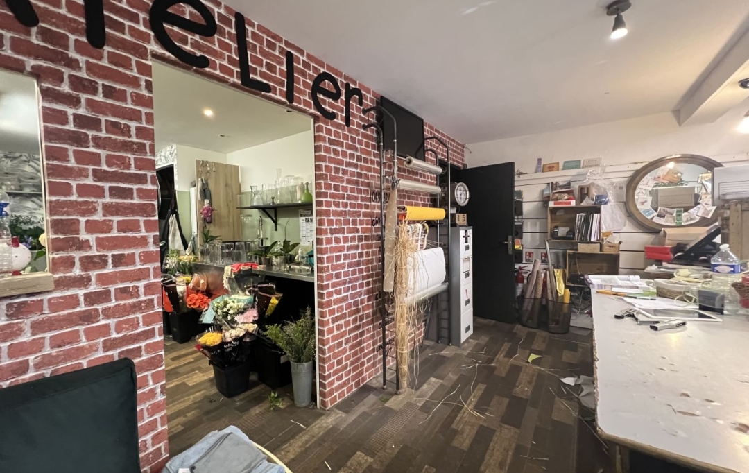 IMMOBILIERE ARTHUR : Commercial | PLAN-DE-CUQUES (13380) | 90 m2 | 128 000 &euro; 