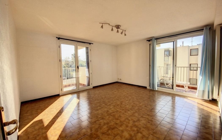 Appartement P3   MARSEILLE  68 m2 950 € 