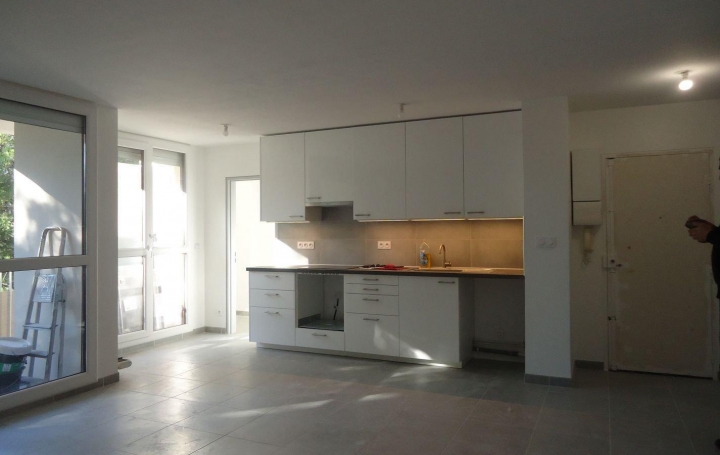 IMMOBILIERE ARTHUR : Appartement | MARSEILLE (13012) | 76 m2 | 1 120 € 