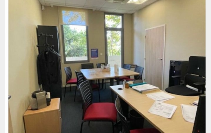  IMMOBILIERE ARTHUR Local / Bureau | MARSEILLE (13012) | 235 m2 | 3 500 € 