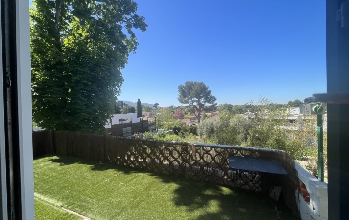Maison   MARSEILLE  111 m2 570 000 € 