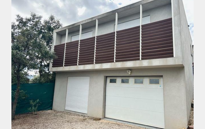 Maison   MARSEILLE  135 m2 2 690 € 