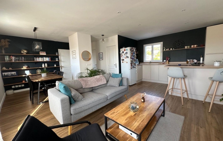 Appartement P3   MARSEILLE  59 m2 975 € 