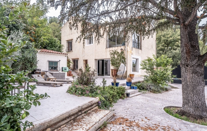 Maison ALLAUCH 180 m2 795 000 € Maison ALLAUCH 180 m2 795 000 €