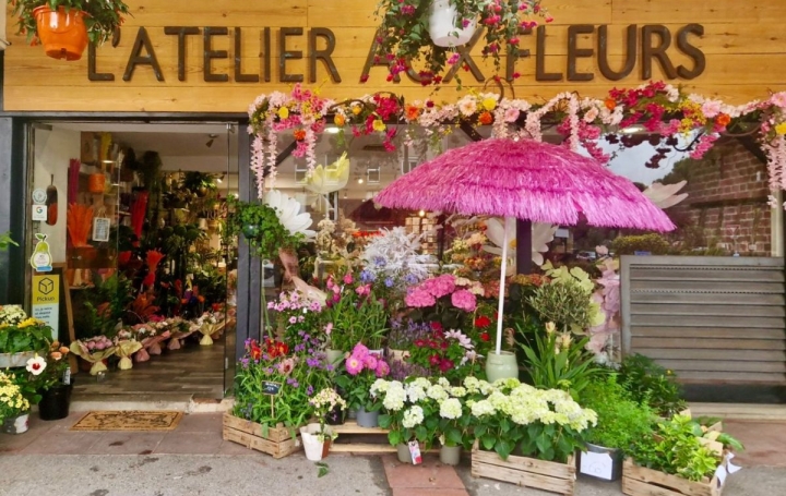  IMMOBILIERE ARTHUR Commercial | PLAN-DE-CUQUES (13380) | 90 m2 | 128 000 € 