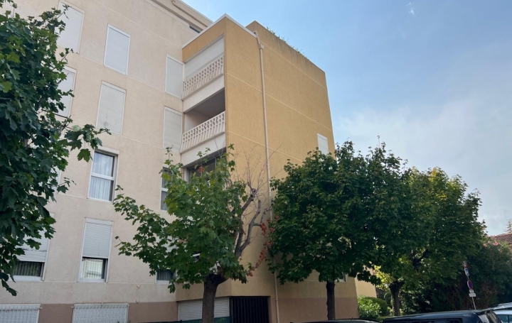 Appartement P4   PLAN-DE-CUQUES  84 m2 294 000 € 